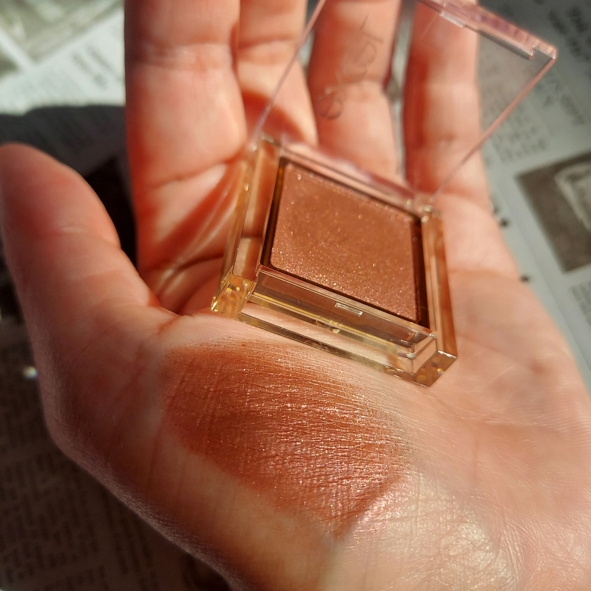 アイプランナー/excel/単色アイシャドウを使ったクチコミ（3枚目）