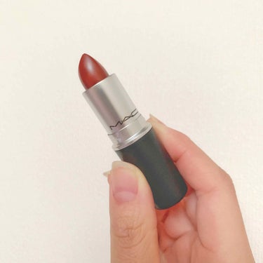 \ これ1本でかっこいい大人の女性に💄✨ /

◾︎MAC
　リップスティック
　パラマウント 
　¥3,300(税込)

:

以前持っていたのですが、ズボンのポケットに入れたまま洗濯してしまい、悲し