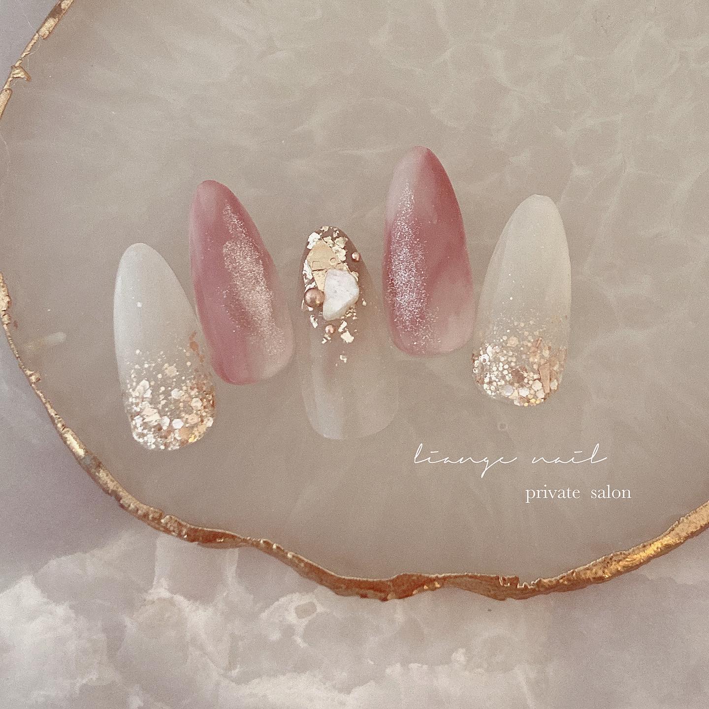 #ネイル,#夏ネイル,#大人ニュアンスネイル,#ニュアンスネイル,#ジェルネイル,#ミラーネイル,#シェルネイル,#ピンクネイルのネイルデザイン