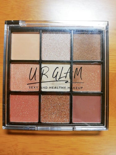 UR GLAM　BLOOMING EYE COLOR PALETTE/U R GLAM/パウダーアイシャドウを使ったクチコミ（1枚目）