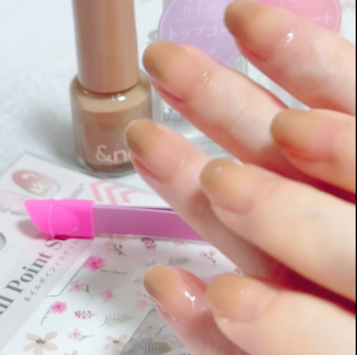 アンドバイロムアンド グラッシードロップネイル/&nd by rom&nd/マニキュアを使ったクチコミ(2枚目)