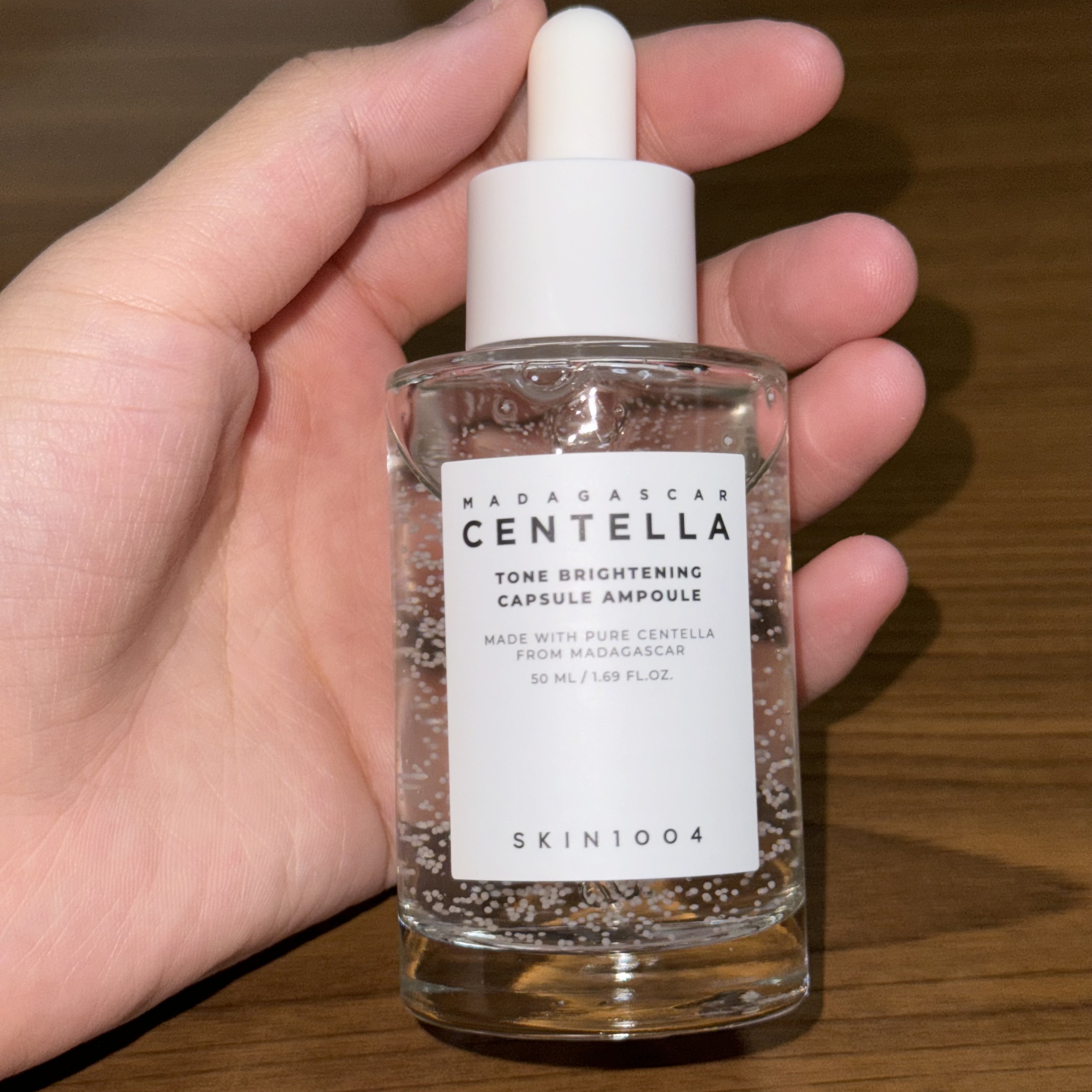 トーンブライトニング カプセルアンプル/SKIN1004/美容液を使ったクチコミ（2枚目）