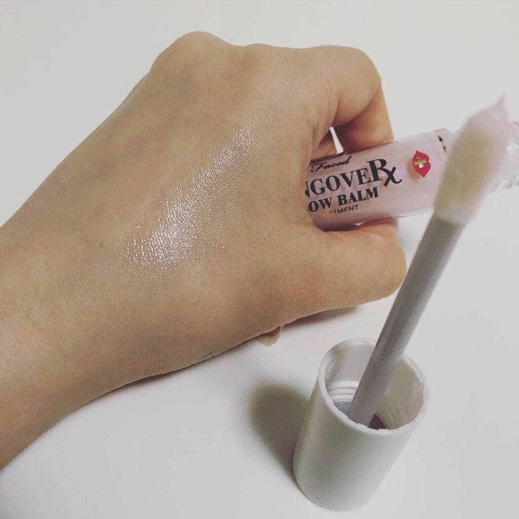 ～トゥー フェイスド ハングオーバー～ ピロー バーム リップ トリートメント/Too Faced/リップ美容液を使ったクチコミ（2枚目）