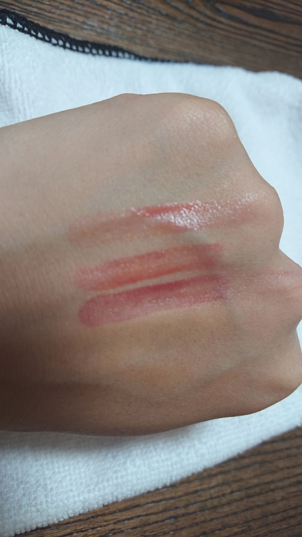 ジューシーラスティングティント/rom&nd/リップティントを使ったクチコミ（3枚目）