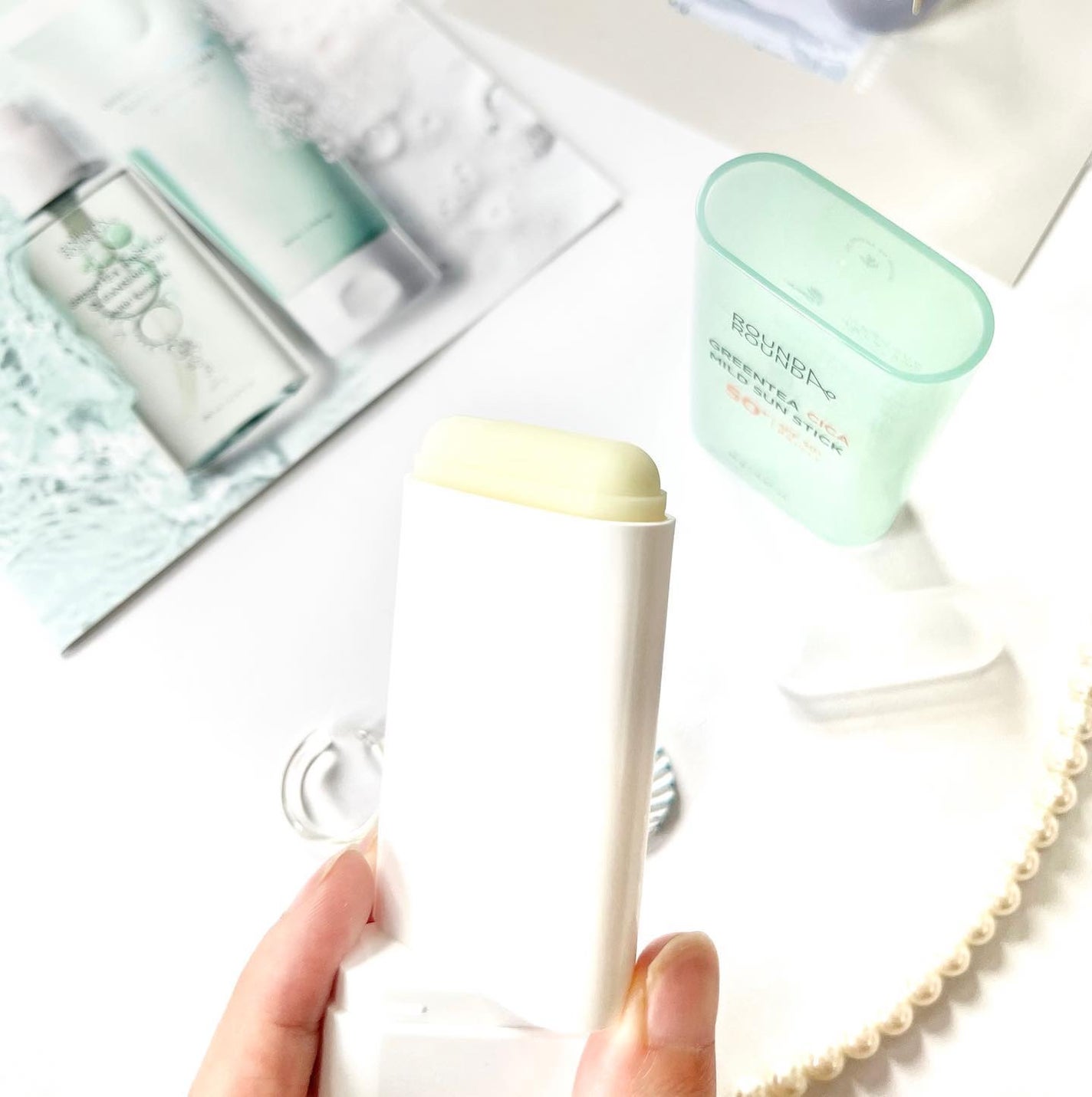 Riri𩵠on LIPS ãéåœã§å€§äººæ°ã®ãã©ã³ãð°ð·ððâðROUNDA'ROUNDðã©..ãïŒ8æç®ïŒ