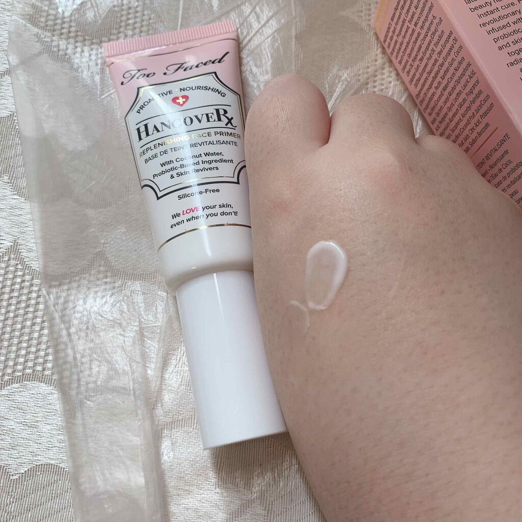トゥー フェイスド ハングオーバー フェイスプライマー/Too Faced/化粧下地を使ったクチコミ（3枚目）