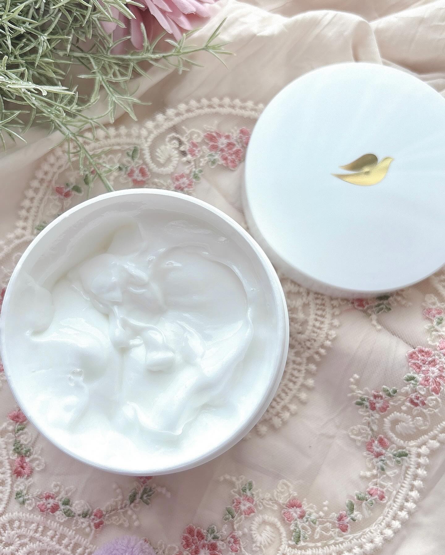 ダヴ クリームボディウォッシュ ジョイアスグロウ/ダヴ/ボディソープを使ったクチコミ（2枚目）