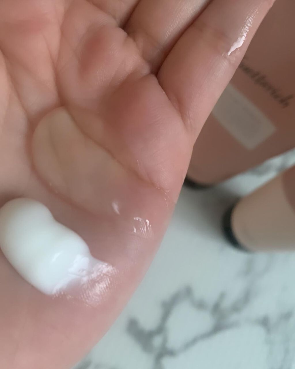 モイストアップ ジェル シャンプー/トリートメント/fuettarich (フエッタリッチ)/サロンシャンプーを使ったクチコミ(2枚目)