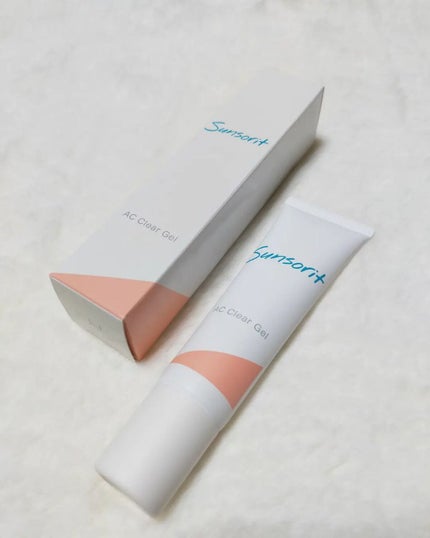 サンソリット ACクリアジェルのクチコミ「サンソリット
🤍ACクリアジェル 
顔全体に使える保湿ジェルですみずみずしく
少しもった.....」(1枚目)