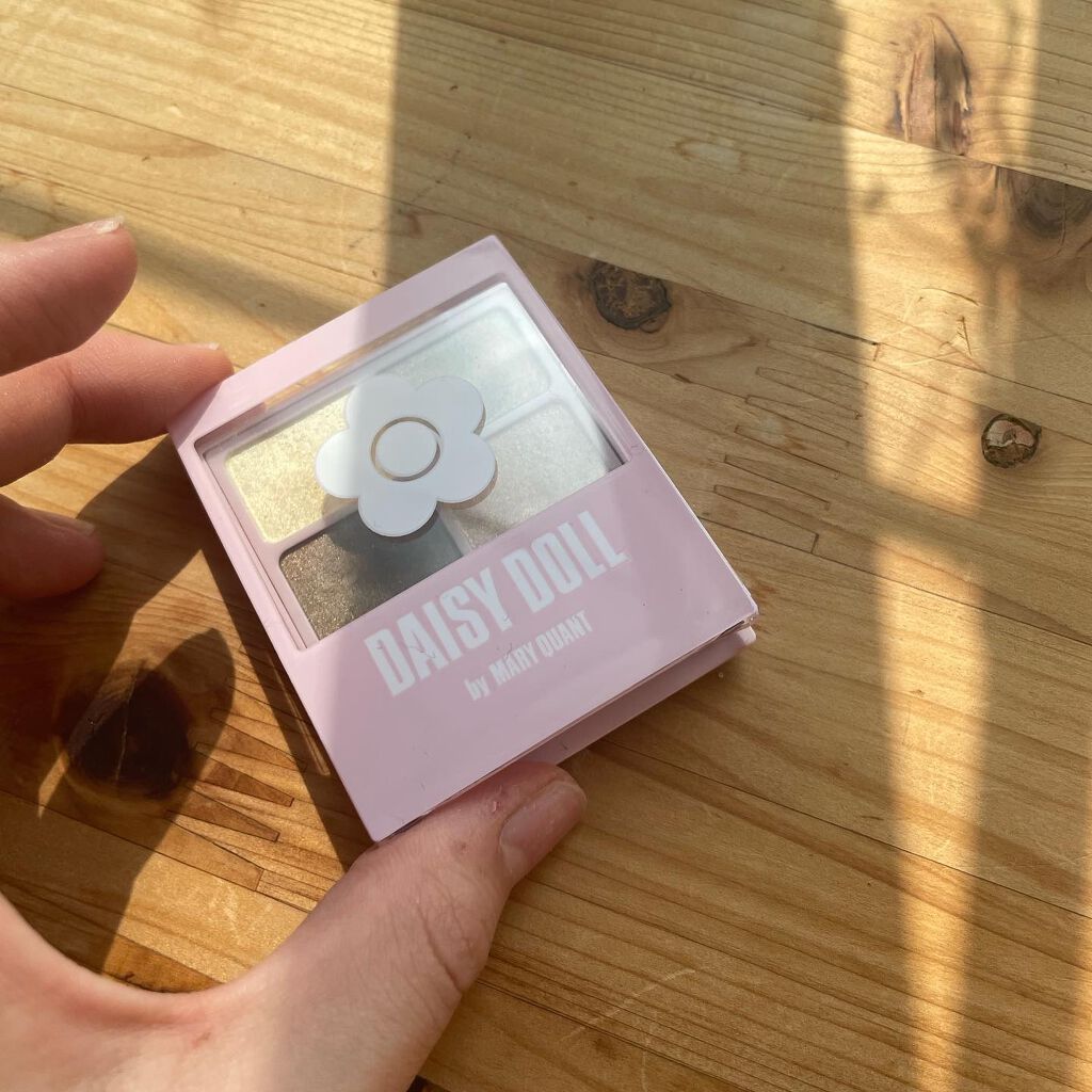 デイジードール アイカラー パレット/DAISY DOLL by MARY QUANT/アイシャドウパレットを使ったクチコミ(2枚目)