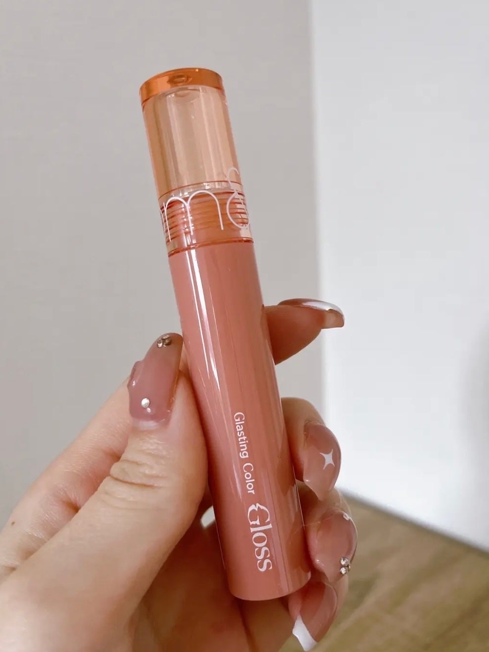 グラスティングカラーグロス/rom&nd/リップグロスを使ったクチコミ(2枚目)