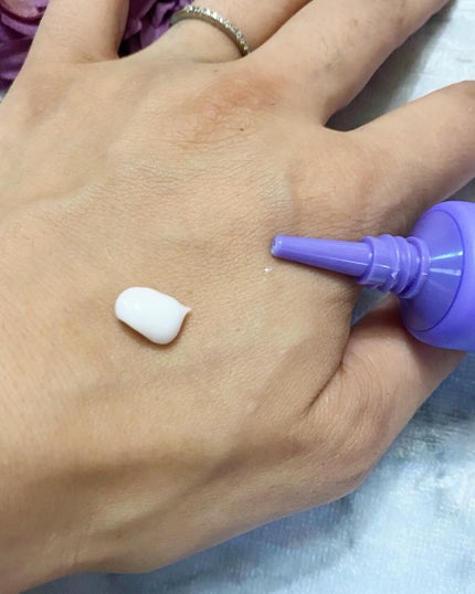 ポアーテンクリーム/DEWYCEL/化粧下地を使ったクチコミ(3枚目)