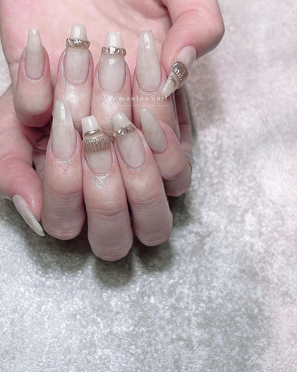 #大理石ネイル,#ネイル,#アートネイル,#秋ネイル,#ミラーアートネイル,#アニマルネイル,#成人式ネイル,#ジュエリーネイル,#ミラーネイル,#手書きアートネイル,#ハートネイル,#パーツネイル,#月ネイル,#シルバーアクセネイル,#冬ネイル,#天王寺ネイルのネイルデザイン