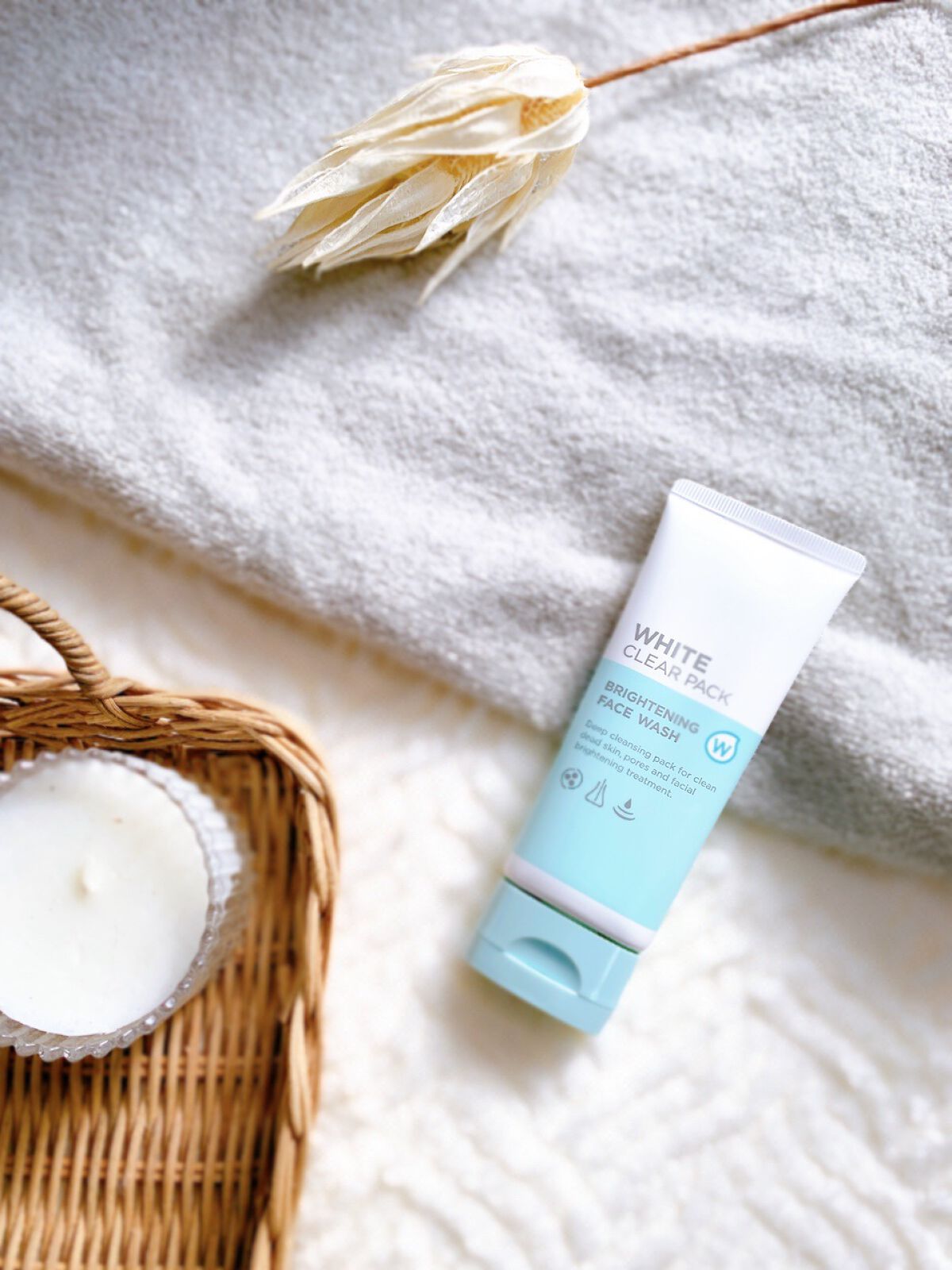 日高 on LIPS 「なんだかパッとしない顔色。それにくすみが気になる。どうにかした..」(2枚目)