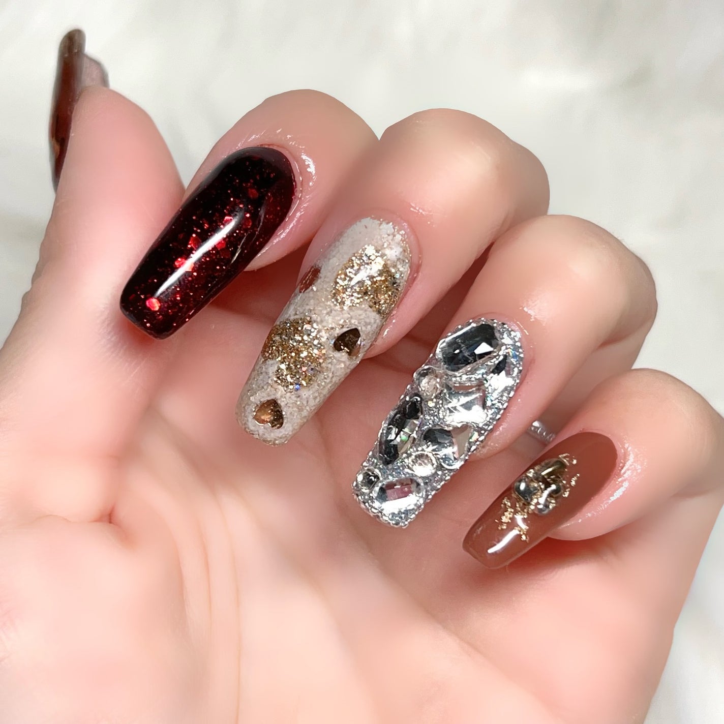 yuma🧸フォロバ◎ on LIPS 「左手はバレンタイン右手は2月ということでパープルフラッシュ💜#..」(2枚目)