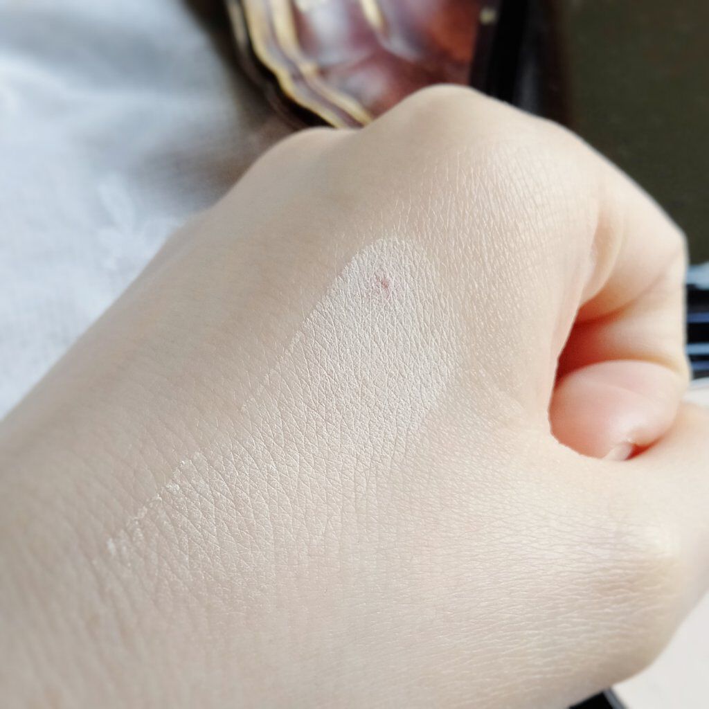 シアーフィニッシュ プレストパウダー 05 ソフトサンド/BOBBI BROWN/プレストパウダーを使ったクチコミ（3枚目）