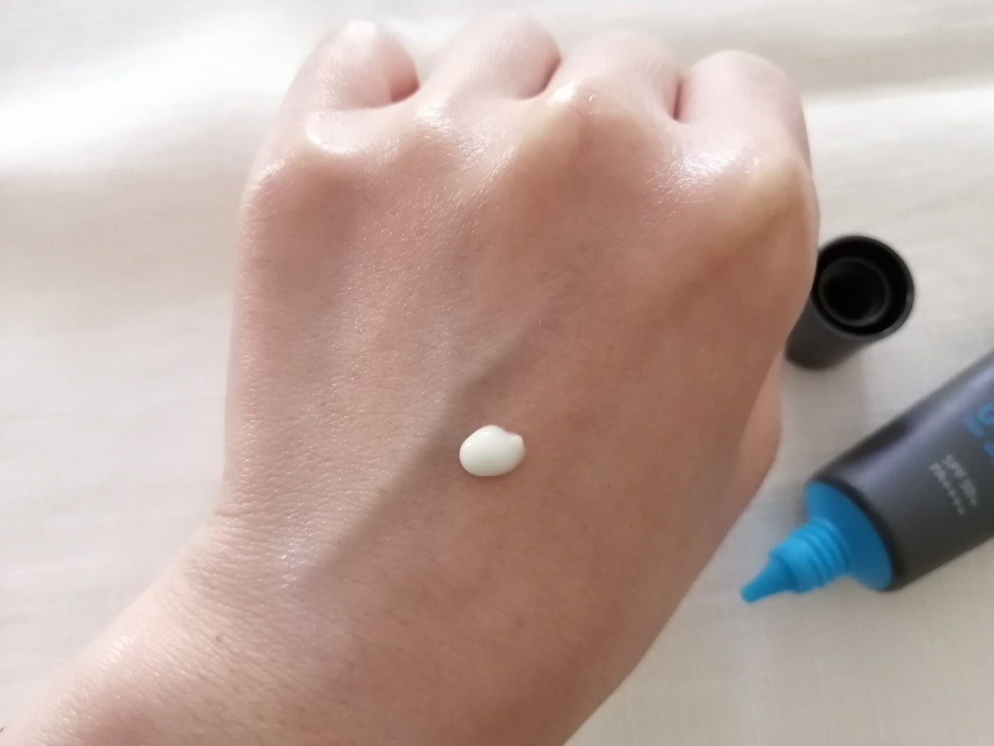 ソフィーナ iP スキンケアUV 01乾燥しがちな肌環境 SPF50+ PA++++/SOFINA iP/日焼け止めクリームを使ったクチコミ(4枚目)