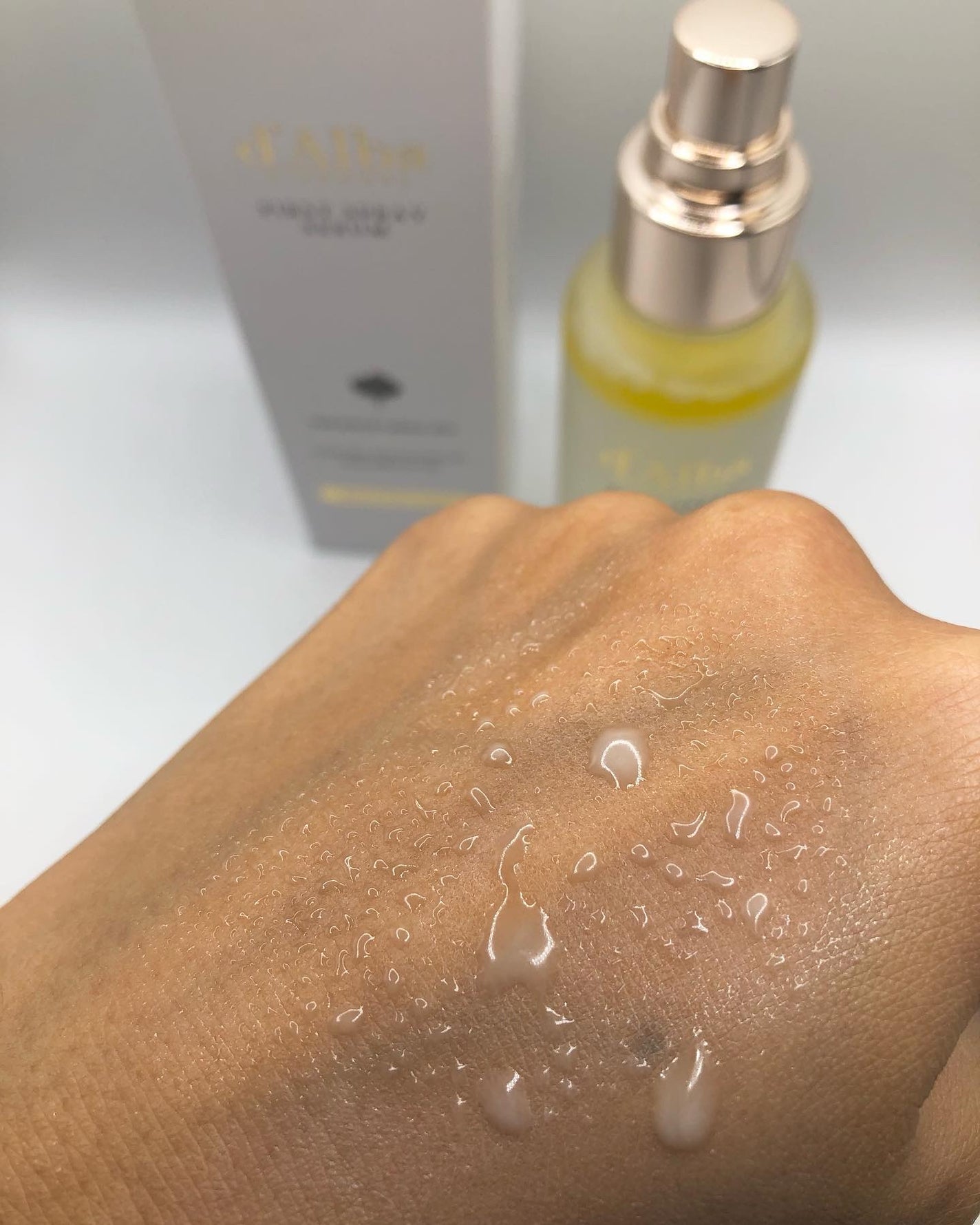 ユアン on LIPS 「噂の"CAミスト"d'Alba(ダルバ)☘️ホワイトトリュフフ..」(4枚目)