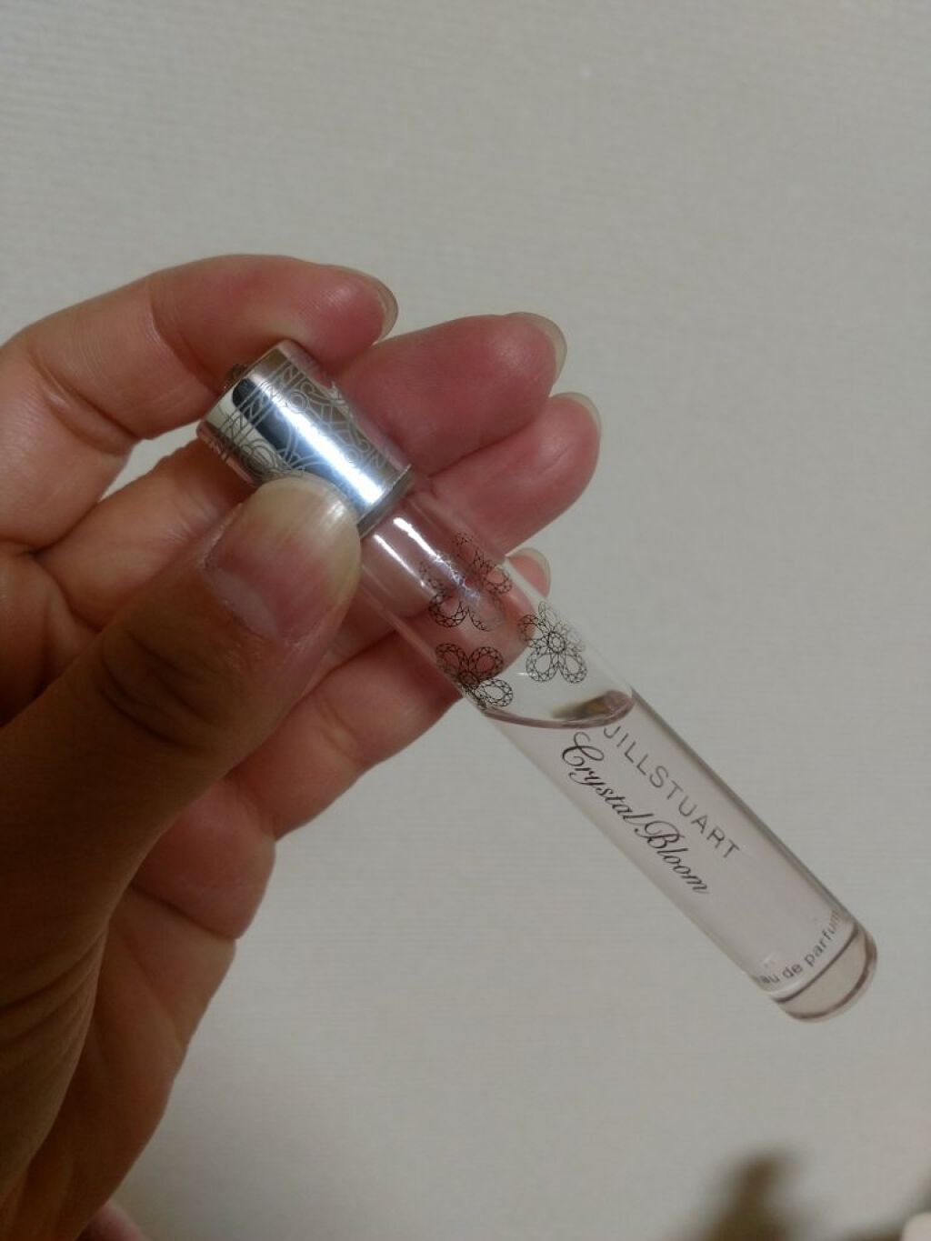 ジルスチュアート クリスタルブルーム オードパルファン ローラーボール 10ml/JILL STUART/香水(レディース)を使ったクチコミ（1枚目）