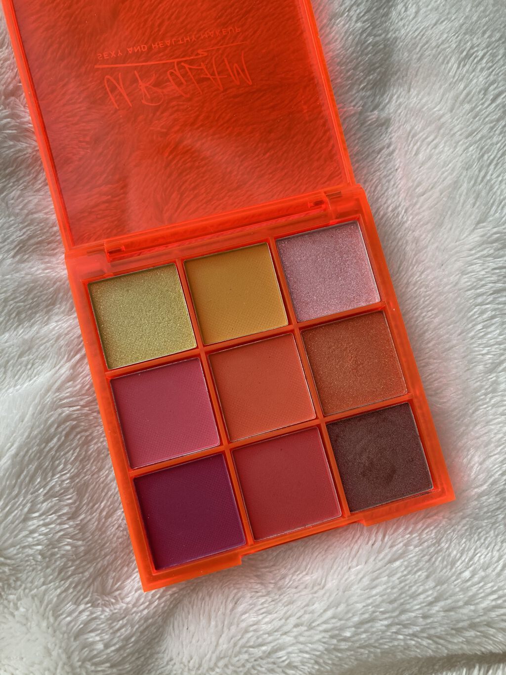 UR GLAM　BLOOMING EYE COLOR PALETTE/U R GLAM/アイシャドウパレットを使ったクチコミ（2枚目）