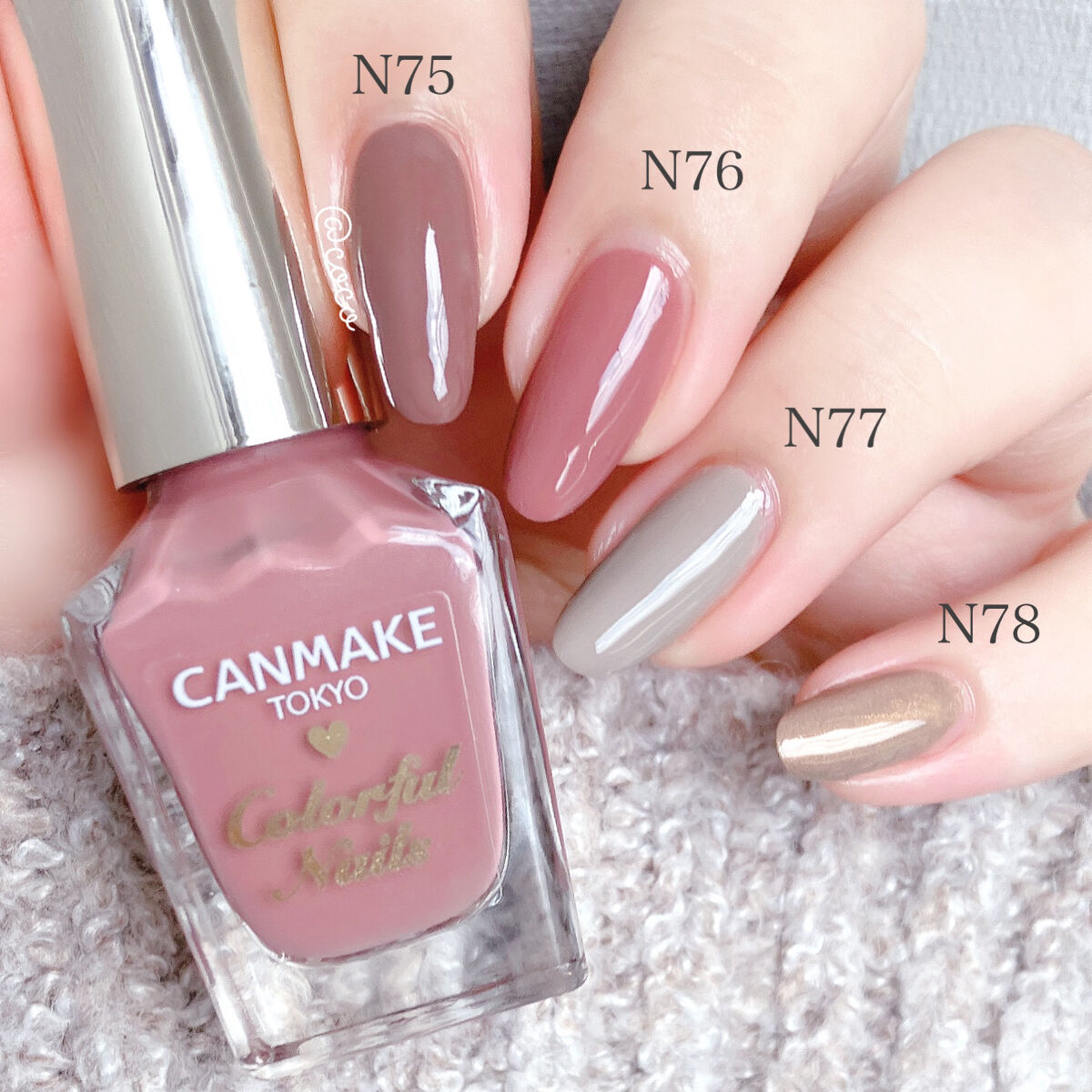 カラフルネイルズ/キャンメイク/マニキュアを使ったクチコミ（2枚目）