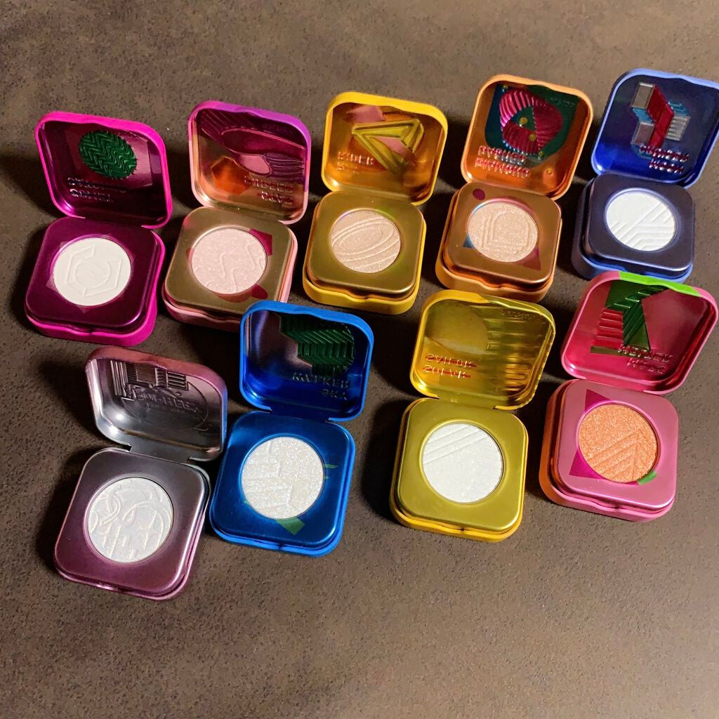 space age highlighter/Kaleidos Makeup/パウダーハイライトを使ったクチコミ(3枚目)