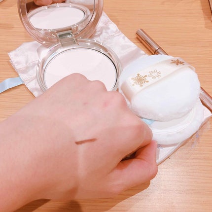 スノービューティー ホワイトニング フェースパウダー 2018/スノービューティー/プレストパウダーを使ったクチコミ(2枚目)