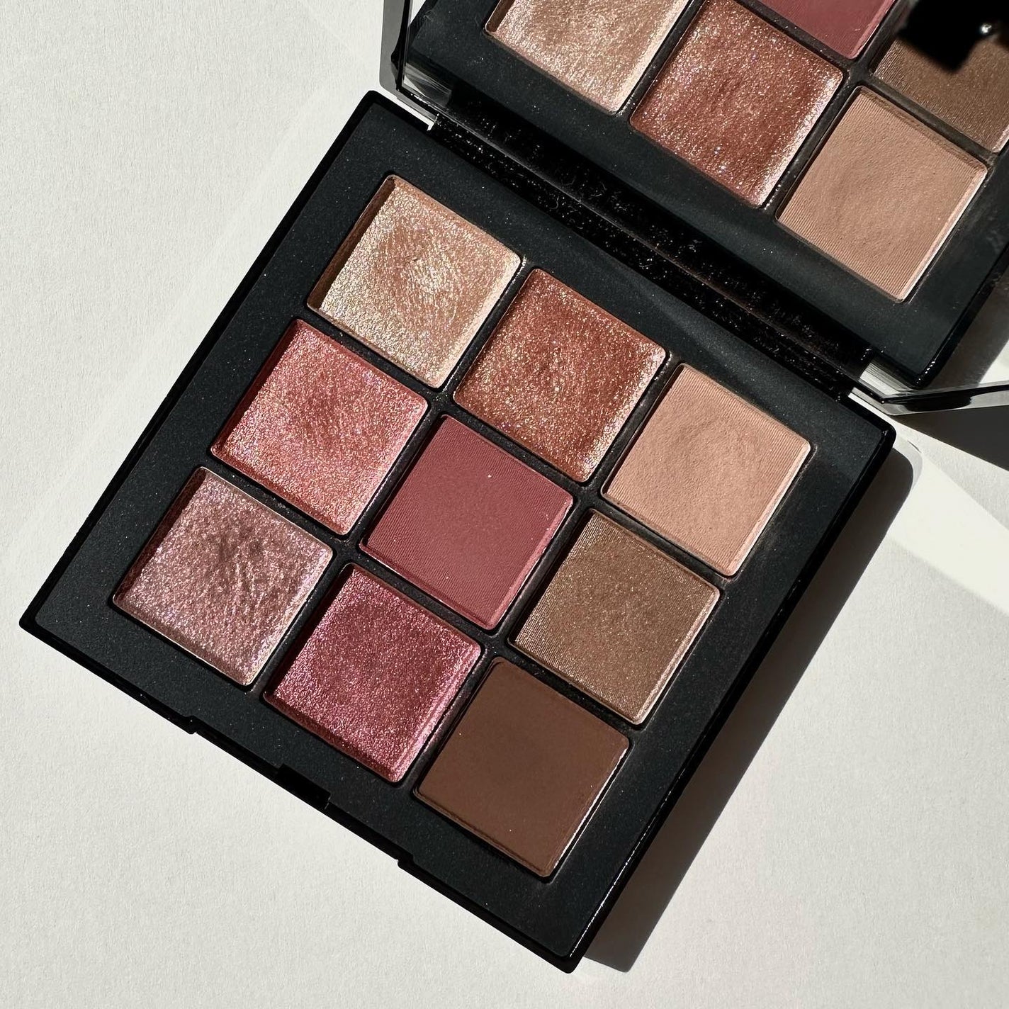 アンインヒビテッド アイシャドーパレット S /NARS/アイシャドウパレットを使ったクチコミ(4枚目)