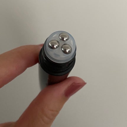 WrinkFade 薬用リンクルケア リフトボールセラムのクチコミ「最近シワが気になってたから思い切って購入😉
ローラーがついてて手を汚さずつけれる🖐️
新しい発.....」(2枚目)