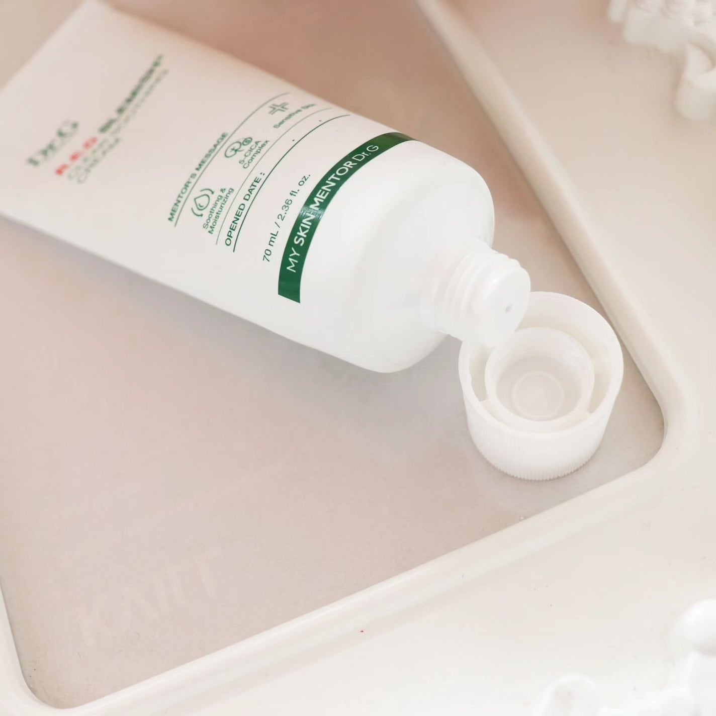 レッドB・Cスージングクリーム(チューブタイプ)/Dr.G/フェイスクリームを使ったクチコミ(3枚目)