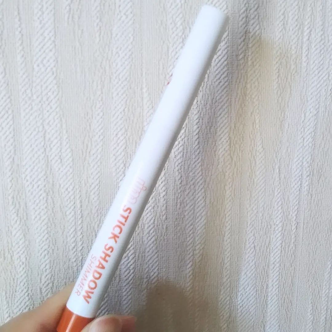 アイムスティックシャドウシマー/i’m meme/スティックアイシャドウを使ったクチコミ（3枚目）