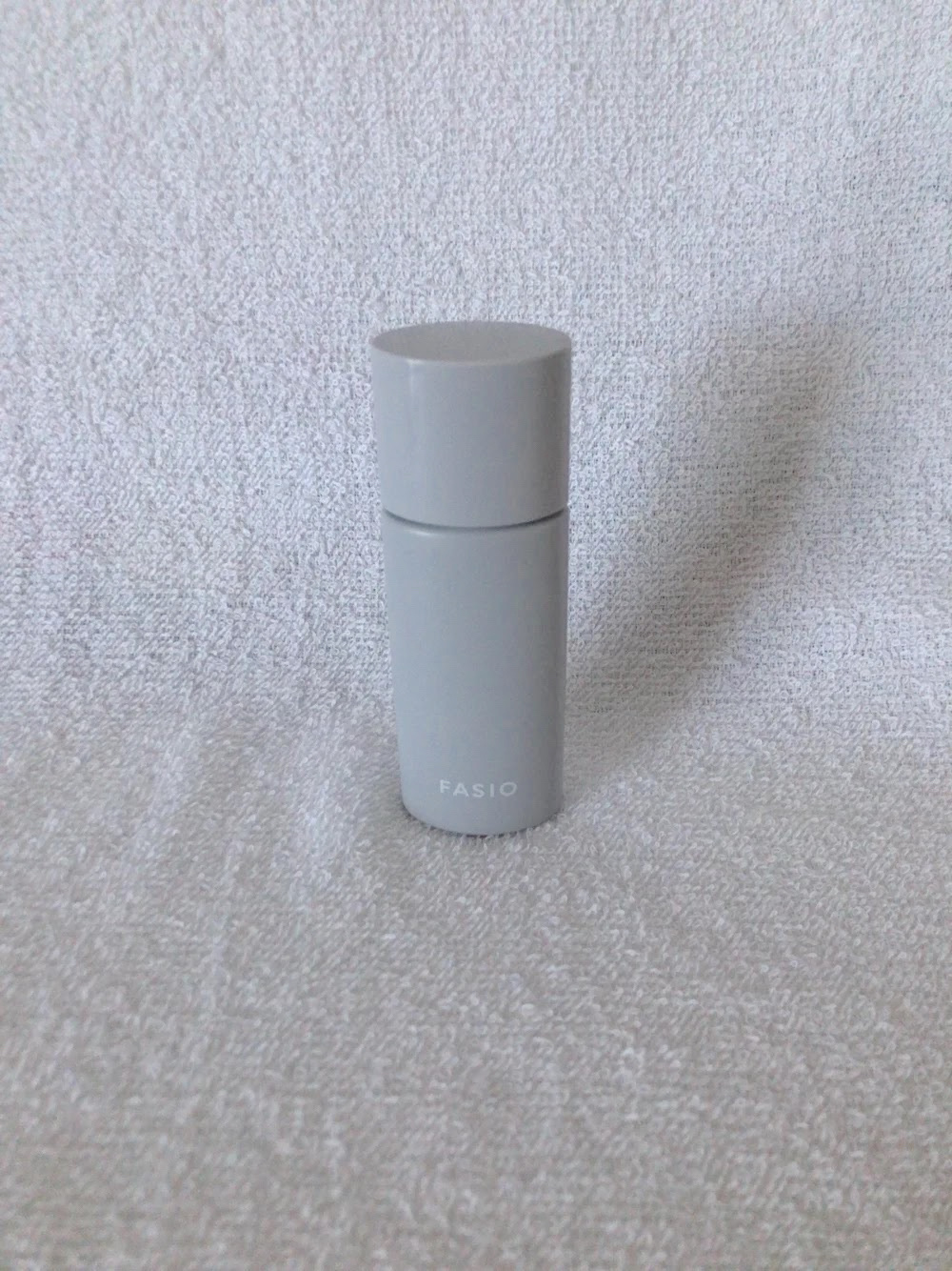 エアリーステイ オイルブロッカー/FASIO/化粧下地を使ったクチコミ（2枚目）