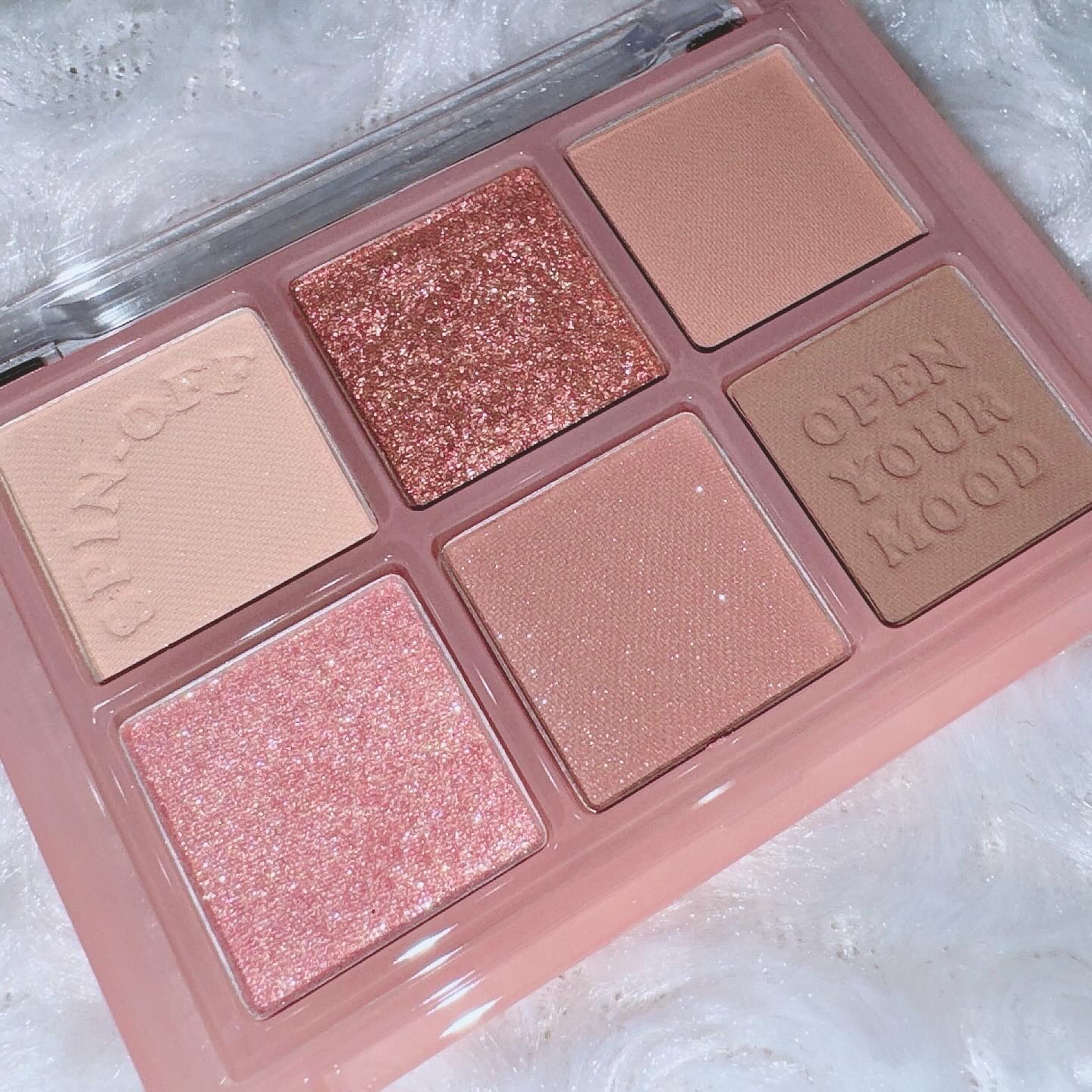 ザショッキングスピンオフパレット/TONYMOLY/アイシャドウパレットを使ったクチコミ（2枚目）