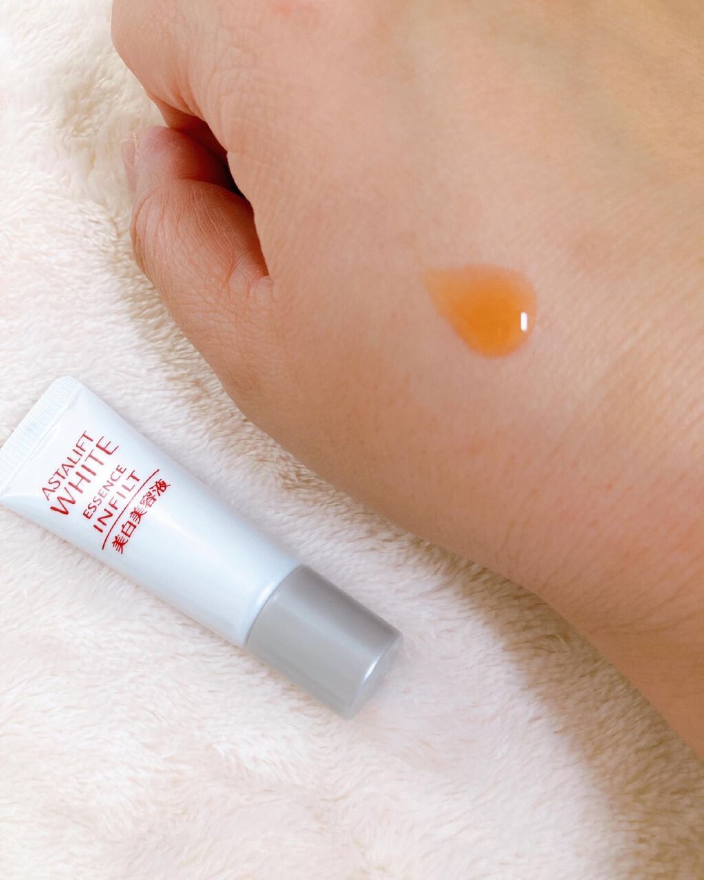 アスタリフト アスタリフト ホワイト エッセンス インフィルトのクチコミ「アスタリフト ホワイトエッセンス インフィルト 美白美容液
30ml 7000円

商品特徴
.....」（3枚目）