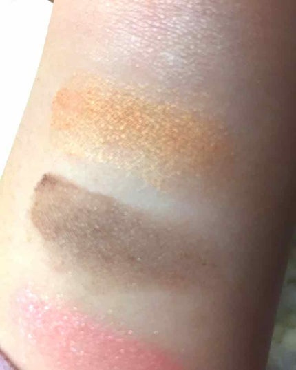 カラフルアイシャドウ/DAISO/アイシャドウパレットを使ったクチコミ(4枚目)