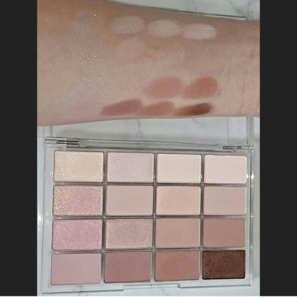 ソフトブラーリングアイパレット/wakemake/アイシャドウパレットを使ったクチコミ(4枚目)