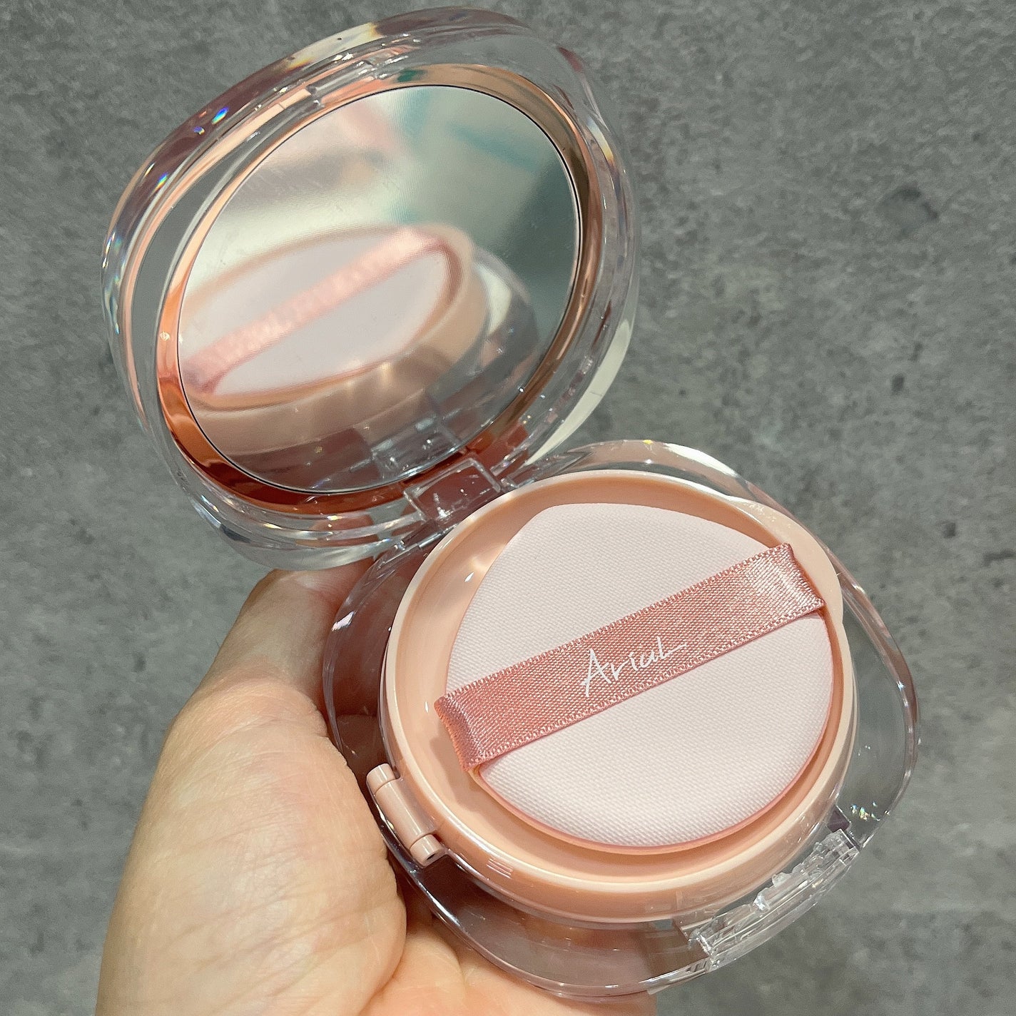 アリウル インクフェザーカバーラスティングクッション/Ariul/クッションファンデーションを使ったクチコミ(2枚目)