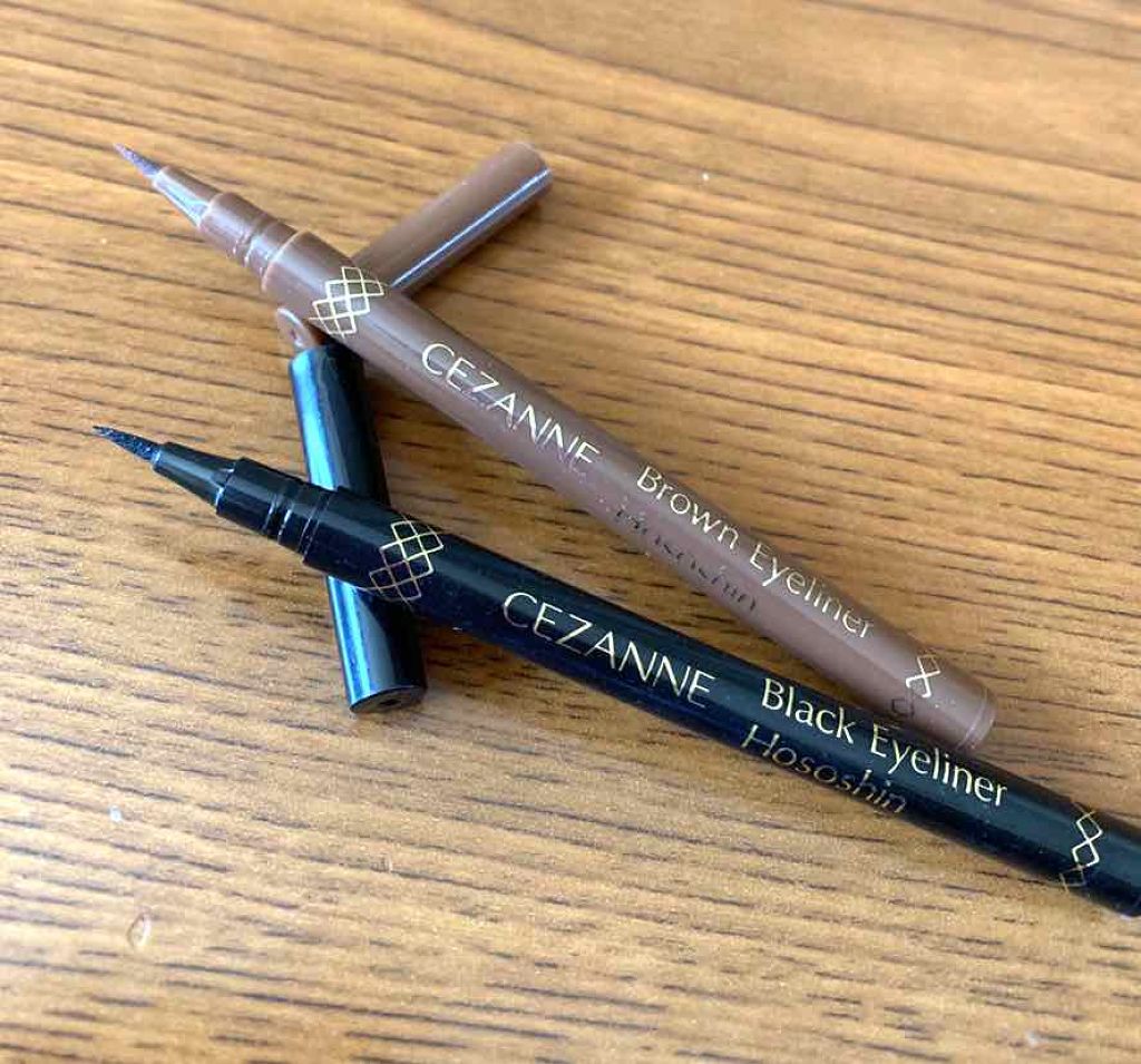 ブラックアイライナー細芯/CEZANNE/リキッドアイライナーを使ったクチコミ（1枚目）