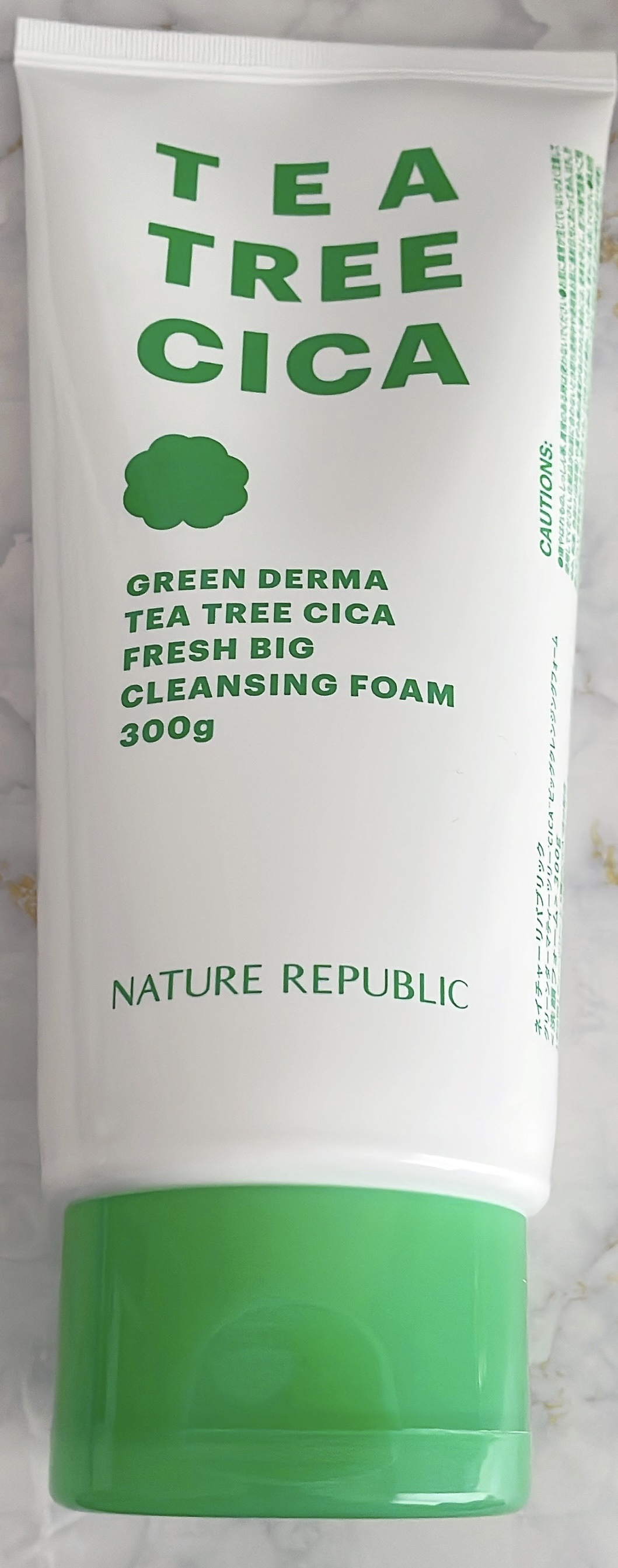 グリーンダーマティーツリーシカアクネフォームクレンザー/ネイチャーリパブリック/洗顔フォームを使ったクチコミ（1枚目）