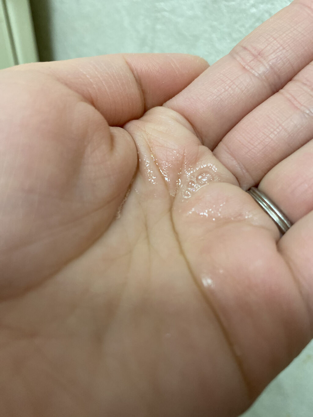 アロマティックヘアオイル カシス＆ミュゲの香り/Off&Relax/ヘアオイルを使ったクチコミ（3枚目）