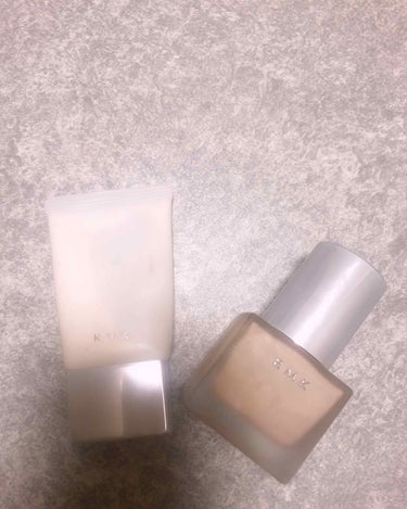 私のベースメイクをご紹介します💫

☆RMK クリーミィ ポリッシュト ベースN 00
こちらは色が白い？というか色がないタイプの下地で毛穴が隠れるとBAさんに勧められたのですが、私はそんなにわからなか