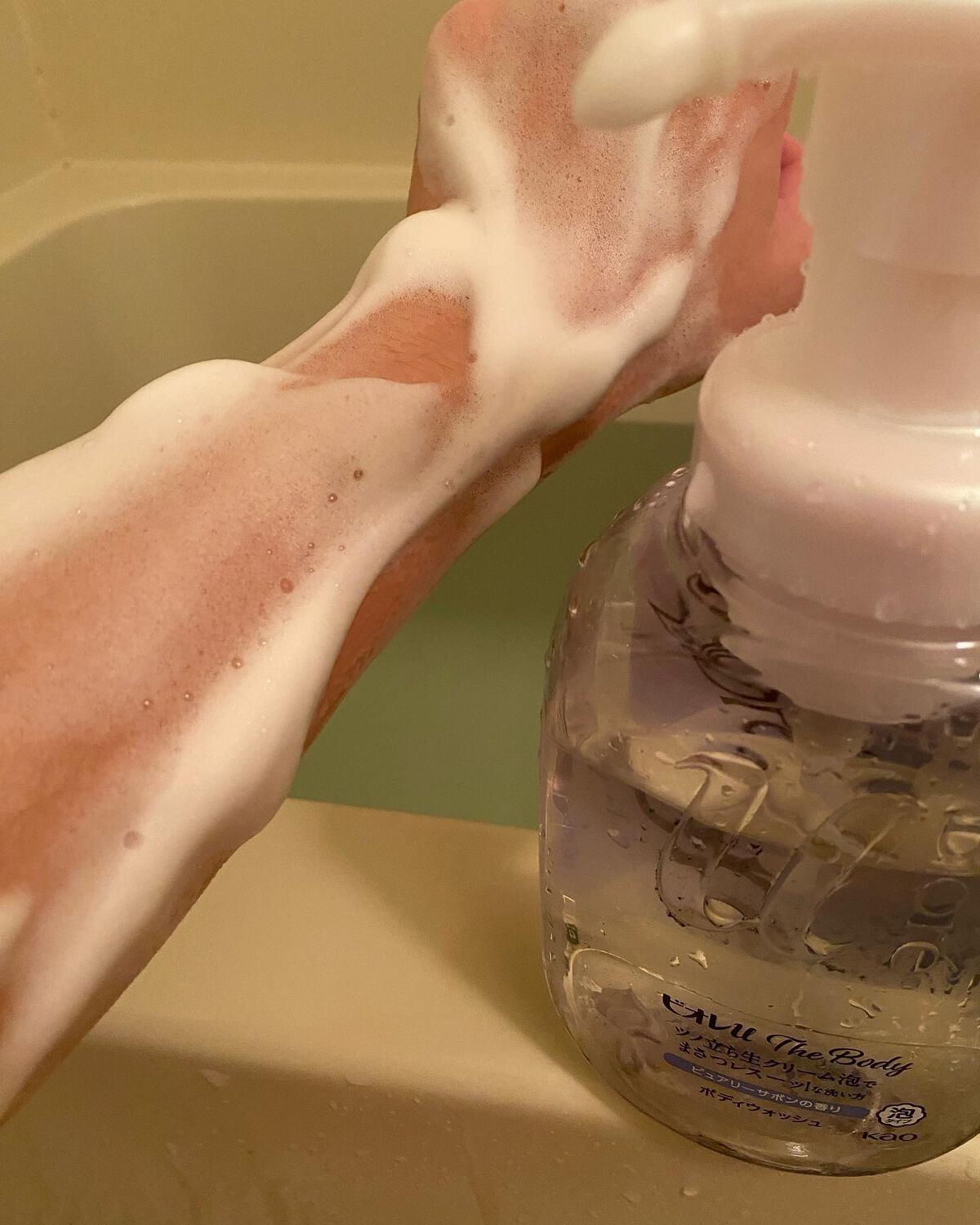 ザ ボディ 泡タイプ ピュアリーサボンの香り/ビオレu/ボディソープを使ったクチコミ(3枚目)