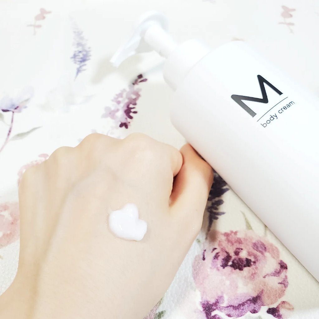 エムボディクリーム/M body cream/ボディクリームを使ったクチコミ(3枚目)