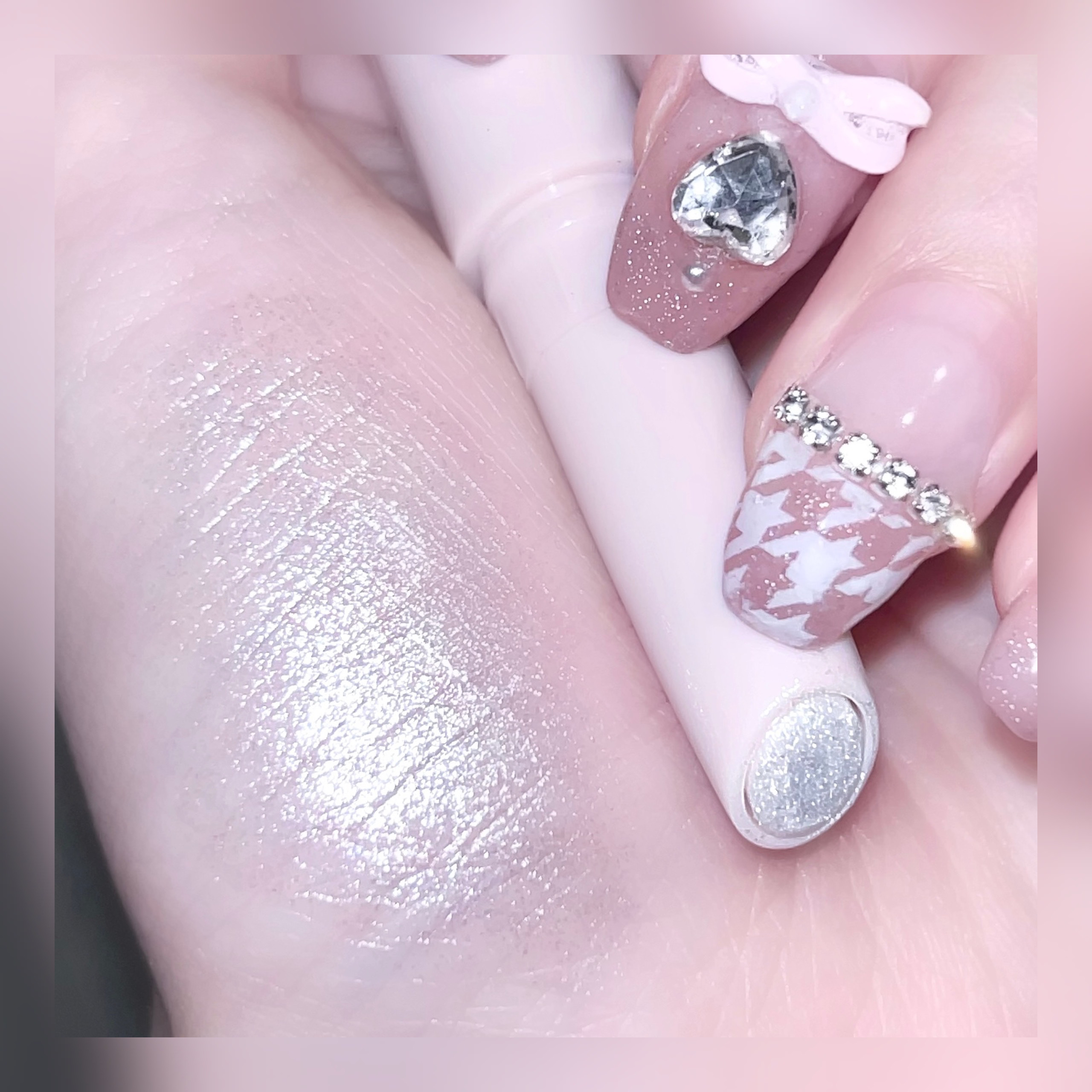 ドド ダイアモンドクラッシュスティック/ドド/スティックアイシャドウを使ったクチコミ（3枚目）