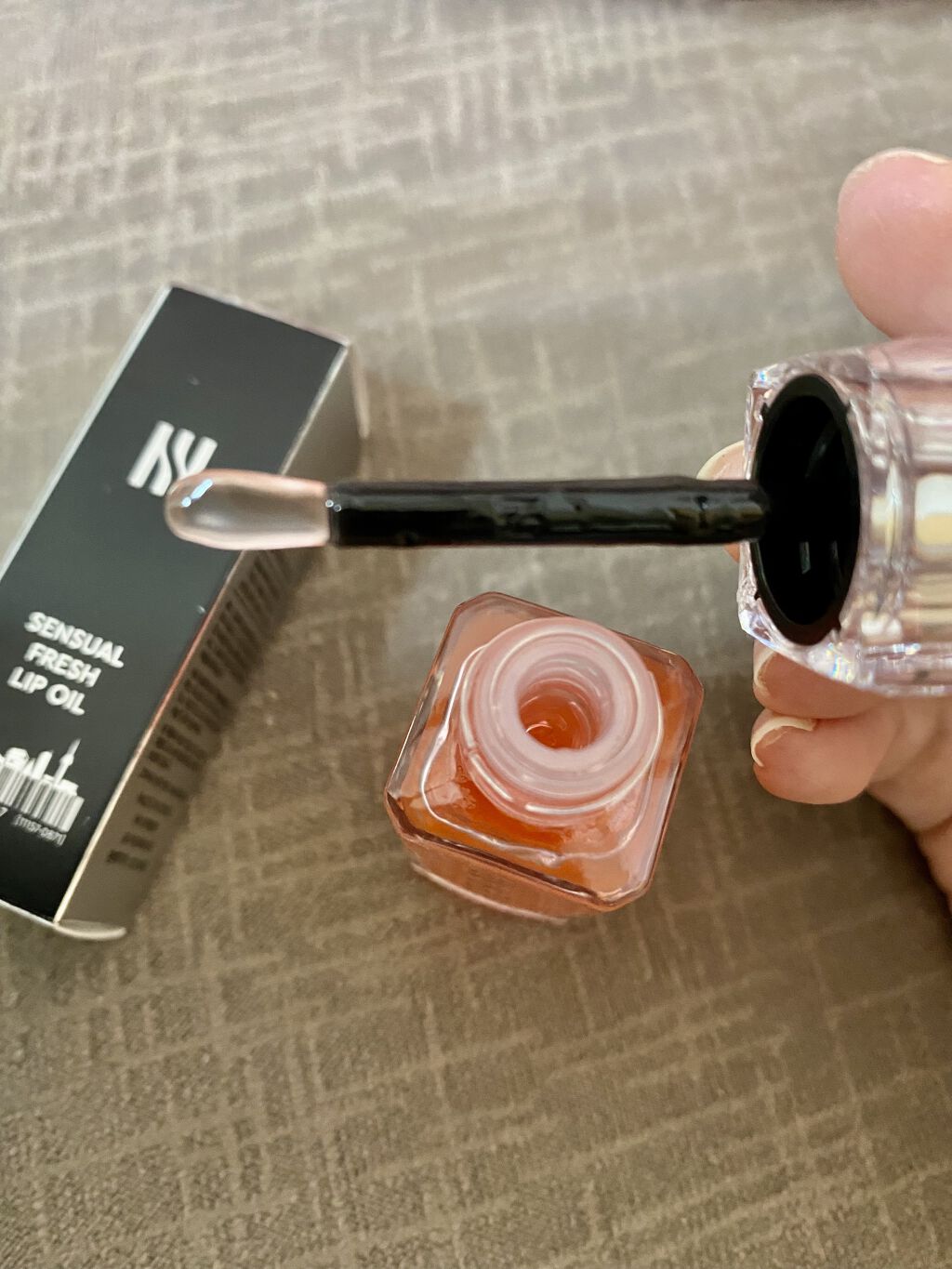 センシュアルフレッシュリップオイル/HERA/リップケアを使ったクチコミ（2枚目）