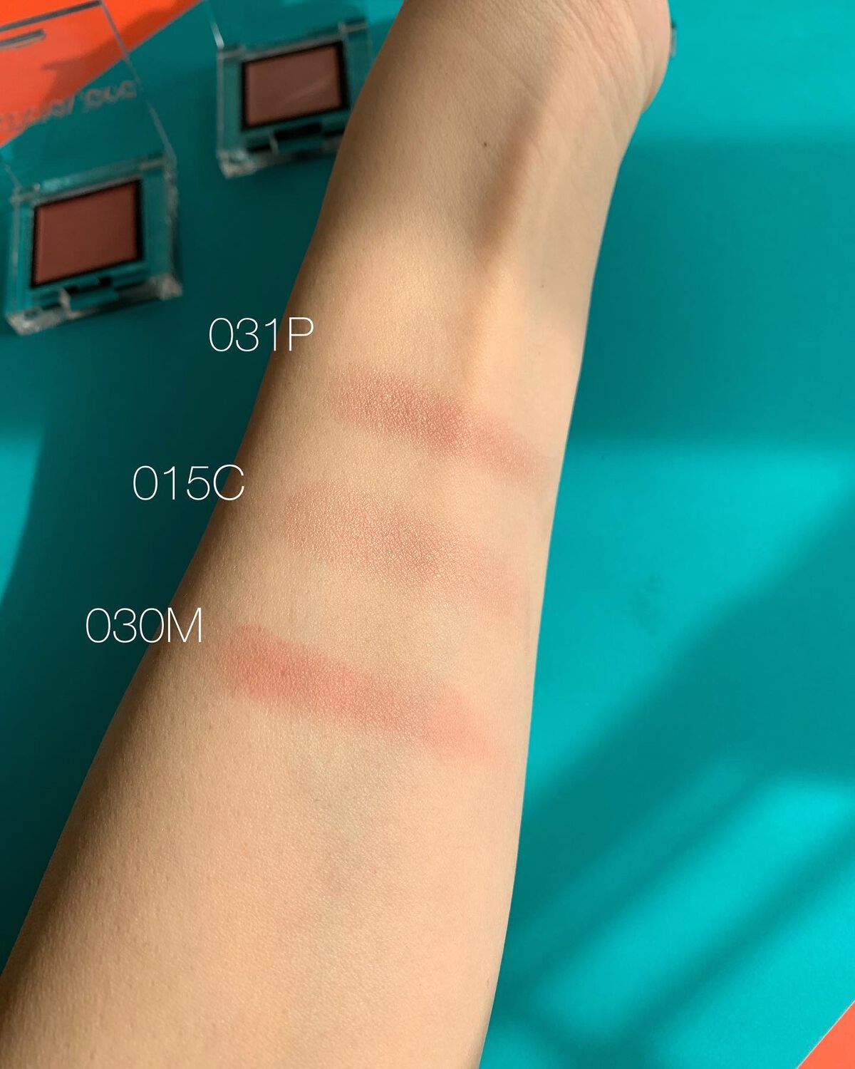 アディクション ザ アイシャドウ クリーム 015C Love Vision/ADDICTION/ジェル・クリームアイシャドウを使ったクチコミ（3枚目）