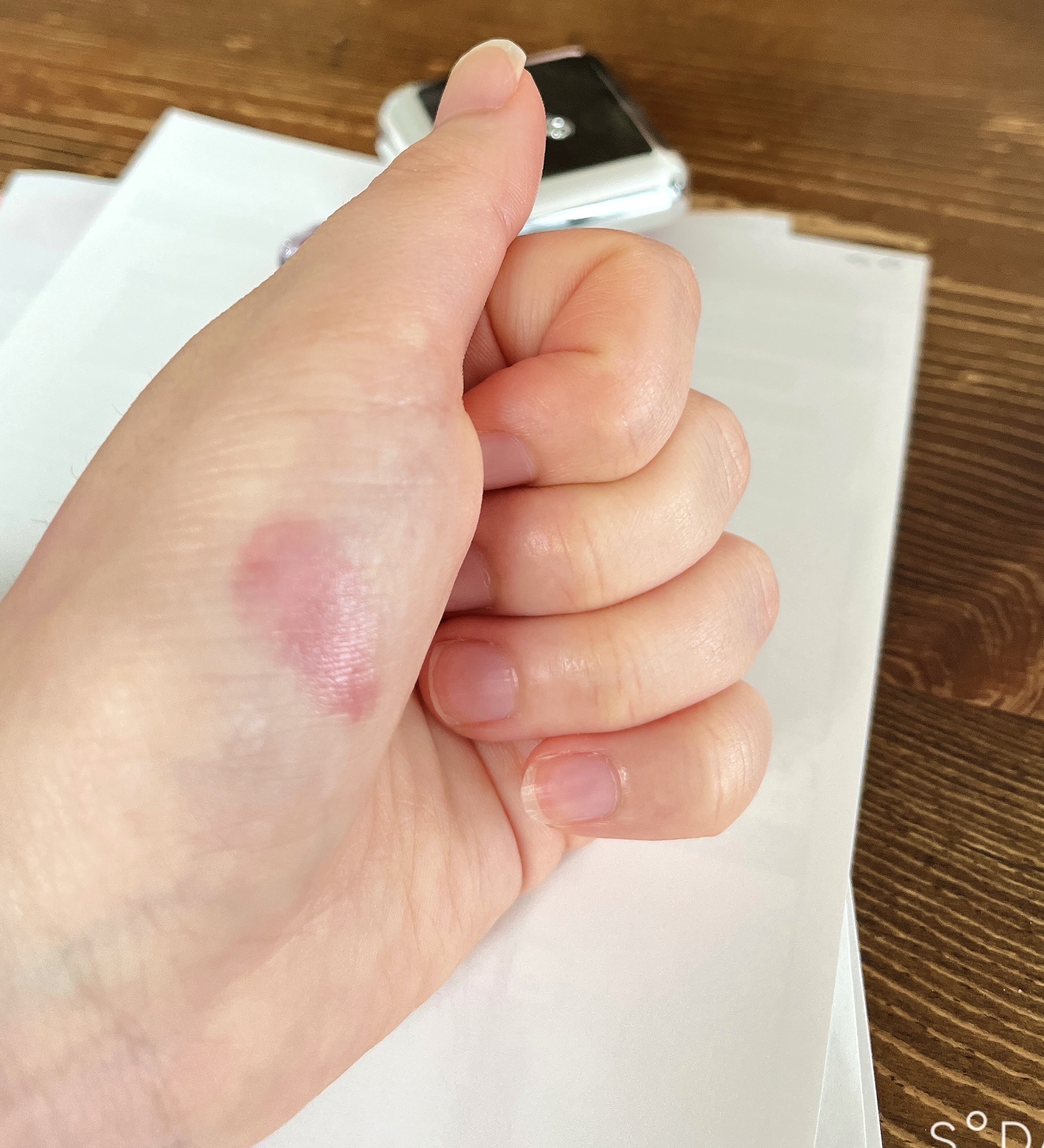 エッセンシャル リップチーク タップ 03 ロージーブロー(ROSY BLOW)/CLIO/ジェル・クリームチークを使ったクチコミ（2枚目）