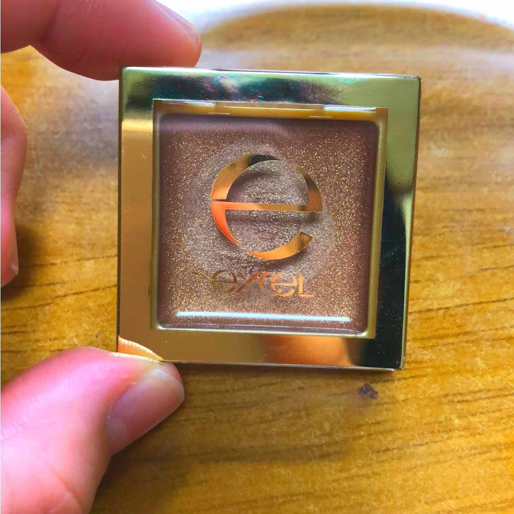 シマリングシャドウ/excel/ジェル・クリームアイシャドウを使ったクチコミ(1枚目)