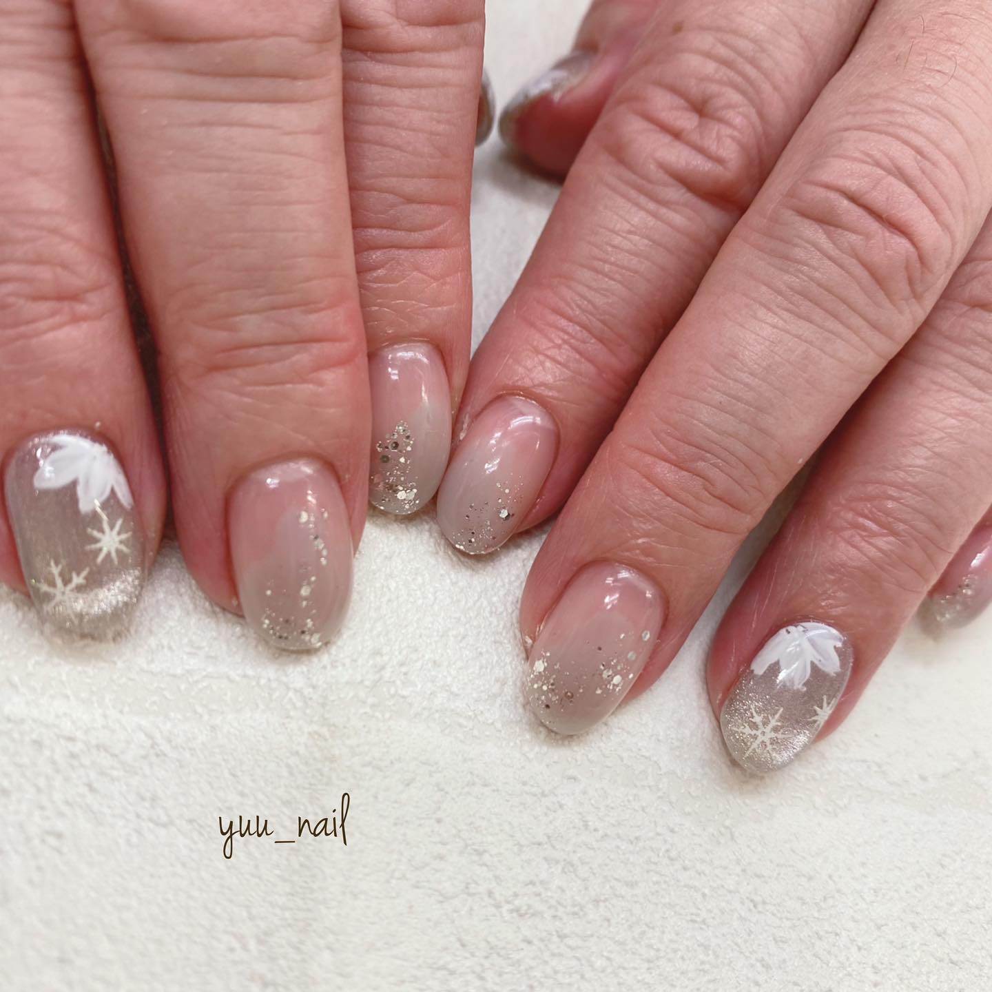 #ネイル,#ジェルネイル,#ニュアンスネイル,#キラキラネイル,#マグネットネイル,#xmasネイルのネイルデザイン
