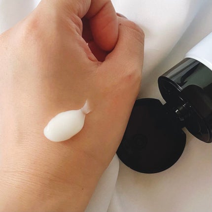 リラックスナイトリペアジェルヘアマスク/YOLU/ヘアマスク・ヘアパックを使ったクチコミ(2枚目)